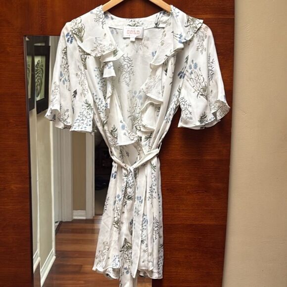 Stone Cold Fox Floral 100% Silk Robe Size Small. - Picture 4 of 7